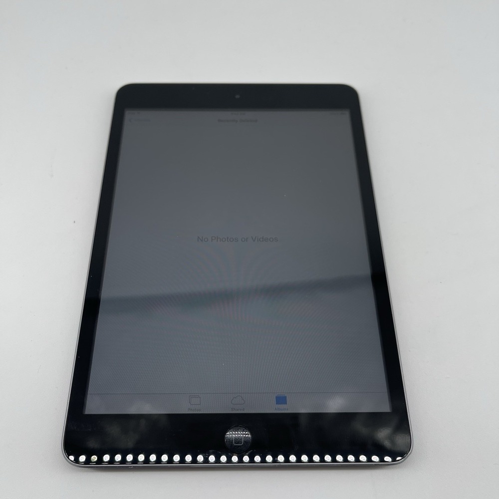 Apple iPad Mini (First Generation) A1432 16GB Wi-Fi 7.9" display